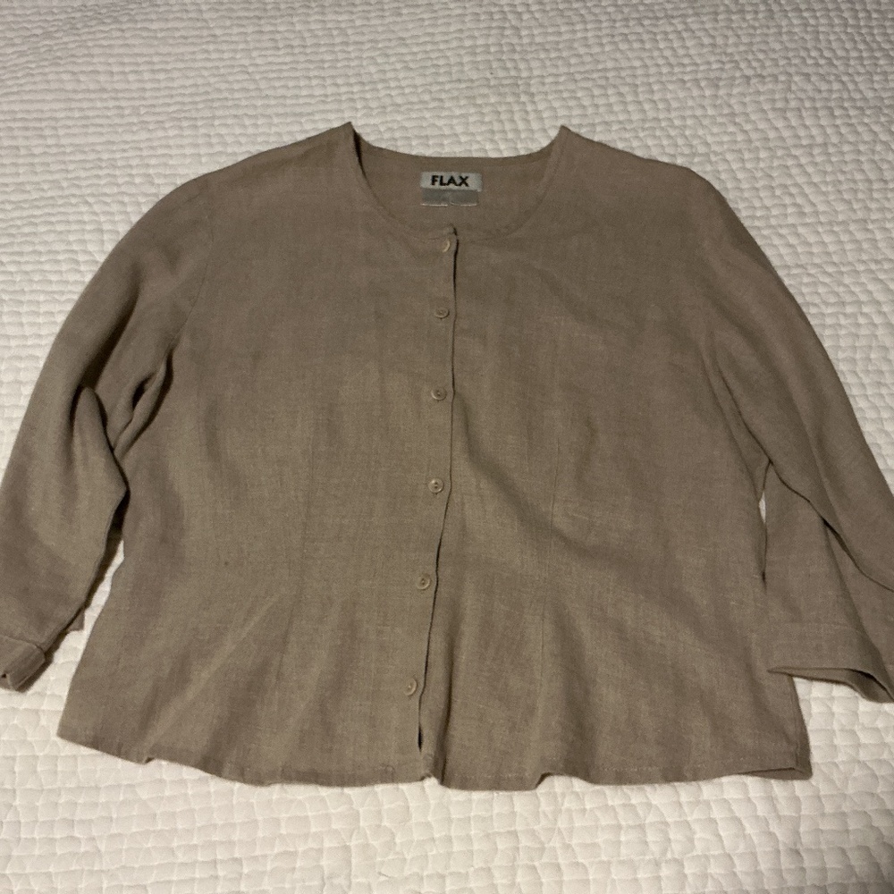 Flax Brand Woman’s size Medium button front top